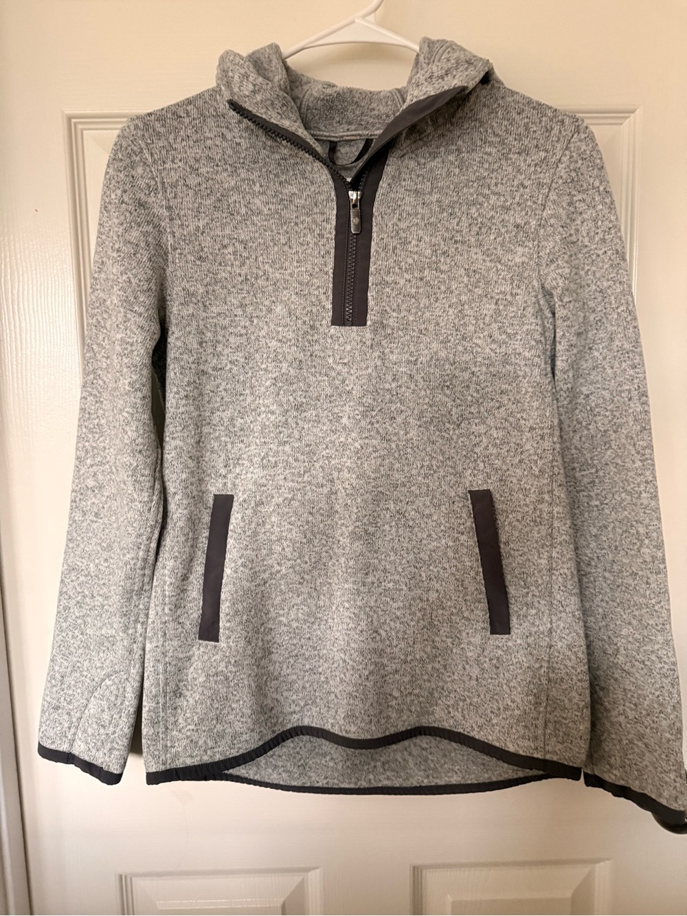Lululemon gray jacket